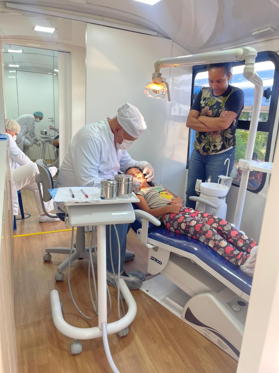 Unidade móvel de odontologia leva atendimento gratuito para Itapoã e Paranoá